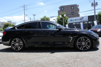 BMW 4シリーズ 420i ｸﾞﾗﾝｸｰﾍﾟｲﾝｽﾀｲﾙｽﾎﾟｰﾂ 300台限定車 後期ﾓﾃﾞﾙ ﾋｰﾀｰ黒革 ｱﾀﾞﾌﾟﾃｨﾌﾞMｻｽ 19AW Mspﾌﾞﾚｰｷ HUD 追従ACC 液晶ﾒｰﾀｰ LEDﾍｯﾄﾞﾗｲﾄ&LEDﾃｰﾙ ﾀｯﾁ画面HDDﾅﾋﾞﾌﾙｾｸﾞTV 電動ﾄﾗﾝｸ 衝突軽減ﾌﾞﾚｰｷ 車線逸脱警告 歩行者警告 2年保証