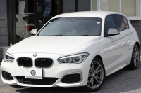 BMW 1シリーズ M140i 後期 340馬力 直6ﾀｰﾎﾞB58新ｴﾝｼﾞﾝ ﾋｰﾀｰ黒革 LEDﾍｯﾄﾞﾗｲﾄ ｱﾀﾞﾌﾟﾃｨﾌﾞMｻｽ 専用ﾌﾞﾚｰｷ 専用18AW HDDﾅﾋﾞ衝突軽減ﾌﾞﾚｰｷ 車線逸脱警告 歩行者警告 ﾌﾞﾚｰｷ付ｸﾙｺﾝ 専用ｴｱﾛ 後輪駆動 8速AT 2年保証