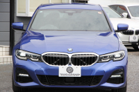 BMW 3シリーズ 320i Mｽﾎﾟｰﾂ ﾊｲﾗｲﾝ ｺﾝﾌｫｰﾄP ﾌﾞﾗｯｸﾚｻﾞｰ ｼｰﾄﾋｰﾀｰ ﾊｰﾏﾝｶｰﾄﾞﾝ 追従ACC 電動ﾄﾗﾝｸ ｽﾃｱﾘﾝｸﾞｻﾎﾟｰﾄ ﾀｯﾁ画面HDDﾅﾋﾞｱｯﾌﾟﾙｶｰﾌﾟﾚｲ ﾊﾟｰｷﾝｸﾞｱｼｽﾄ+ 360ｶﾒﾗ LEDﾍｯﾄﾞﾗｲﾄ ｵｰﾄﾊｲﾋﾞｰﾑ 専用ｴｱﾛ ﾜｲﾔﾚｽ充電 2年保証