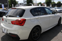 BMW 1シリーズ M140i 後期 1ｵｰﾅ 340馬力 直6ﾀｰﾎﾞB58新ｴﾝｼﾞﾝ LEDﾍｯﾄﾞﾗｲﾄ KW車高調 ﾊｰﾏﾝｶｰﾄﾞﾝ 専用ﾌﾞﾚｰｷ BBS18AW HDDﾅﾋﾞ衝突軽減ﾌﾞﾚｰｷ 車線逸脱警告 歩行者警告 ﾌﾞﾚｰｷ付ｸﾙｺﾝ 専用ｴｱﾛ 後輪駆動 8速AT 2年保証