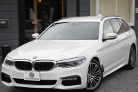 BMW 5シリーズ 523d ﾂｰﾘﾝｸﾞMｽﾎﾟｰﾂ ﾊｲﾗｲﾝ 燃費19.4㎞/L 全席ﾋｰﾀｰ黒革 HUD LEDﾍｯﾄﾞﾗｲﾄ ｵｰﾄﾊｲﾋﾞｰﾑ 追従ACC ｽﾃｱﾘﾝｸﾞｻﾎﾟｰﾄ 液晶ﾒｰﾀｰ ﾀｯﾁ画面HDDﾅﾋﾞTV 360度ｶﾒﾗ 電動ﾘｱｹﾞｰﾄ 19AW 専用ｴｱﾛ ｱﾝﾋﾞｴﾝﾄﾗｲﾄ 2年保証