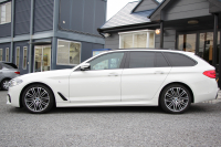 BMW 5シリーズ 523d ﾂｰﾘﾝｸﾞMｽﾎﾟｰﾂ ﾊｲﾗｲﾝ 燃費19.4㎞/L 全席ﾋｰﾀｰ黒革 HUD LEDﾍｯﾄﾞﾗｲﾄ ｵｰﾄﾊｲﾋﾞｰﾑ 追従ACC ｽﾃｱﾘﾝｸﾞｻﾎﾟｰﾄ 液晶ﾒｰﾀｰ ﾀｯﾁ画面HDDﾅﾋﾞTV 360度ｶﾒﾗ 電動ﾘｱｹﾞｰﾄ 19AW 専用ｴｱﾛ ｱﾝﾋﾞｴﾝﾄﾗｲﾄ 2年保証