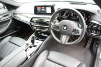 BMW 5シリーズ 523d ﾂｰﾘﾝｸﾞMｽﾎﾟｰﾂ ﾊｲﾗｲﾝ 燃費19.4㎞/L 全席ﾋｰﾀｰ黒革 HUD LEDﾍｯﾄﾞﾗｲﾄ ｵｰﾄﾊｲﾋﾞｰﾑ 追従ACC ｽﾃｱﾘﾝｸﾞｻﾎﾟｰﾄ 液晶ﾒｰﾀｰ ﾀｯﾁ画面HDDﾅﾋﾞTV 360度ｶﾒﾗ 電動ﾘｱｹﾞｰﾄ 19AW 専用ｴｱﾛ ｱﾝﾋﾞｴﾝﾄﾗｲﾄ 2年保証