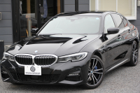BMW 3シリーズ 330i Mｽﾎﾟｰﾂ ﾃﾞﾋﾞｭｰP ｲﾉﾍﾞｰｼｮﾝP ｺﾝﾌｫｰﾄP 高出力 258馬力 ﾋｰﾀｰ黒革 ﾚｰｻﾞｰﾗｲﾄ HUD ｼﾞｪｽﾁｬｰC 追従ACC 渋滞ﾊﾝｽﾞｵﾌ 360度ｶﾒﾗ Mｽﾎﾟｰﾂﾌﾞﾚｰｷ ﾀｯﾁ画面HDDﾅﾋﾞｱｯﾌﾟﾙｶｰﾌﾟﾚｲ 電動ﾄﾗﾝｸ ﾜｲﾔﾚｽ充電 2年保証