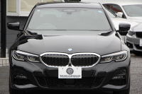 BMW 3シリーズ 330i Mｽﾎﾟｰﾂ ﾃﾞﾋﾞｭｰP ｲﾉﾍﾞｰｼｮﾝP ｺﾝﾌｫｰﾄP 高出力 258馬力 ﾋｰﾀｰ黒革 ﾚｰｻﾞｰﾗｲﾄ HUD ｼﾞｪｽﾁｬｰC 追従ACC 渋滞ﾊﾝｽﾞｵﾌ 360度ｶﾒﾗ Mｽﾎﾟｰﾂﾌﾞﾚｰｷ ﾀｯﾁ画面HDDﾅﾋﾞｱｯﾌﾟﾙｶｰﾌﾟﾚｲ 電動ﾄﾗﾝｸ ﾜｲﾔﾚｽ充電 2年保証
