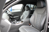 BMW 3シリーズ 330i Mｽﾎﾟｰﾂ ﾃﾞﾋﾞｭｰP ｲﾉﾍﾞｰｼｮﾝP ｺﾝﾌｫｰﾄP 高出力 258馬力 ﾋｰﾀｰ黒革 ﾚｰｻﾞｰﾗｲﾄ HUD ｼﾞｪｽﾁｬｰC 追従ACC 渋滞ﾊﾝｽﾞｵﾌ 360度ｶﾒﾗ Mｽﾎﾟｰﾂﾌﾞﾚｰｷ ﾀｯﾁ画面HDDﾅﾋﾞｱｯﾌﾟﾙｶｰﾌﾟﾚｲ 電動ﾄﾗﾝｸ ﾜｲﾔﾚｽ充電 2年保証