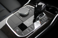 BMW 3シリーズ 330i Mｽﾎﾟｰﾂ ﾃﾞﾋﾞｭｰP ｲﾉﾍﾞｰｼｮﾝP ｺﾝﾌｫｰﾄP 高出力 258馬力 ﾋｰﾀｰ黒革 ﾚｰｻﾞｰﾗｲﾄ HUD ｼﾞｪｽﾁｬｰC 追従ACC 渋滞ﾊﾝｽﾞｵﾌ 360度ｶﾒﾗ Mｽﾎﾟｰﾂﾌﾞﾚｰｷ ﾀｯﾁ画面HDDﾅﾋﾞｱｯﾌﾟﾙｶｰﾌﾟﾚｲ 電動ﾄﾗﾝｸ ﾜｲﾔﾚｽ充電 2年保証