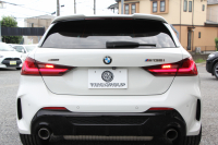 BMW 1シリーズ M135i Xdrive 4WD 306馬力 ﾋｰﾀｰ赤革 Mｽﾎﾟｰﾂｼｰﾄ Mｼｰﾄﾍﾞﾙﾄ ｱﾀﾞﾌﾟﾃｨﾌﾞMｻｽ Mｽﾎﾟｰﾂﾌﾞﾚｰｷ 追従ACC LEDﾍｯﾄﾞﾗｲﾄ BMWﾗｲﾌﾞｺｯｸﾋﾟｯﾄ ｱｯﾌﾟﾙｶｰﾌﾟﾚｲ ﾀｯﾁ画面HDDﾅﾋﾞ後退ｱｼｽﾄ ﾜｲﾔﾚｽ充電 ｽﾏｰﾄｷｰ ｲﾙﾐﾎﾞｽﾄﾝﾄﾘﾑ 2年保証