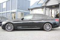 BMW 5シリーズ 523i Mｽﾎﾟｰﾂ ﾊｲﾗｲﾝ 全席ﾋｰﾀｰ黒革 HUD ｼﾞｪｽﾁｬｰｺﾝﾄﾛｰﾙ ﾜｲﾔﾚｽ充電 追従ACC ｽﾃｱﾘﾝｸﾞｻﾎﾟｰﾄ 液晶ﾒｰﾀｰ ﾀｯﾁ画面HDDﾅﾋﾞTV LEDﾍｯﾄﾞﾗｲﾄ ｵｰﾄﾊｲﾋﾞｰﾑ 360度ｶﾒﾗ 電動ﾄﾗﾝｸ 専用ｴｱﾛ ﾊﾟﾄﾞﾙｼﾌﾄ 19AW 2年保証
