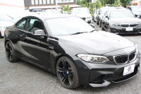 BMW Mシリーズ M2ｸｰﾍﾟMDCT 370馬力 直6ﾀｰﾎﾞ7速DCT ﾋｰﾀｰ黒革 FTPﾁｬｰｼﾞﾊﾟｲﾌﾟﾊｰﾏﾝｶｰﾄﾞﾝ HDDﾅﾋﾞBｶﾒﾗ 専用19AW 専用ﾌﾞﾚｰｷ 衝突軽減ﾌﾞﾚｰｷ 車線逸脱警告 歩行者警告 ﾌﾞﾚｰｷ付ｸﾙｺﾝ ｽﾏｰﾄｷｰ ｶｰﾎﾞﾝｲﾝﾃﾘｱﾄﾘﾑ ﾊﾟﾄﾞﾙｼﾌﾄ 2年保証
