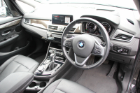 BMW 2シリーズ 218d ｸﾞﾗﾝﾂｱﾗｰ ﾗｸﾞｼﾞｭｱﾘｰ 後期 ﾌｪｲｽﾘﾌﾄ後 3列7人乗 ADｱｸﾃｨﾌﾞｾｰﾌﾃｨ&ｺﾝﾌｫｰﾄP 追従ACC HUD ﾋｰﾀｰ黒革 電動ﾄﾗﾝｸ LEDﾍｯﾄﾞﾗｲﾄ ﾀｯﾁ画面HDDﾅﾋﾞﾊﾟｰｷﾝｸﾞｱｼｽﾄ 衝突軽減ﾌﾞﾚｰｷ 車線逸脱警告 歩行者警告 2年保証