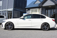 BMW 3シリーズ 330i Mｽﾎﾟｰﾂ ﾊｲﾗｲﾝ ｺﾝﾌｫｰﾄP 1ｵﾅ 高出力 258馬力 ﾋｰﾀｰ黒革 追従ACC 渋滞ﾊﾝｽﾞｵﾌ 360度ｶﾒﾗ Pｱｼｽﾄﾌﾟﾗｽ LEDﾍｯﾄﾞﾗｲﾄ ｵｰﾄﾊｲﾋﾞｰﾑ Mｽﾎﾟｰﾂﾌﾞﾚｰｷ ﾀｯﾁ画面HDDﾅﾋﾞｱｯﾌﾟﾙｶｰﾌﾟﾚｲ Hifiｽﾋﾟｰｶｰ 電動ﾄﾗﾝｸ ｱﾝﾋﾞｴﾝﾄﾗｲﾄ 2年保証