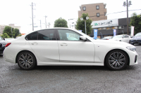 BMW 3シリーズ 330i Mｽﾎﾟｰﾂ ﾊｲﾗｲﾝ ｺﾝﾌｫｰﾄP 高出力 258馬力 ﾋｰﾀｰ黒革 追従ACC 渋滞ﾊﾝｽﾞｵﾌ 360度ｶﾒﾗ Pｱｼｽﾄﾌﾟﾗｽ LEDﾍｯﾄﾞﾗｲﾄ ｵｰﾄﾊｲﾋﾞｰﾑ Mｽﾎﾟｰﾂﾌﾞﾚｰｷ ﾀｯﾁ画面HDDﾅﾋﾞｱｯﾌﾟﾙｶｰﾌﾟﾚｲ Hifiｽﾋﾟｰｶｰ 電動ﾄﾗﾝｸ ｱﾝﾋﾞｴﾝﾄﾗｲﾄ 2年保証