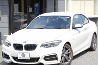 BMW 2シリーズ M240i ｸｰﾍﾟ後期 1ｵｰﾅ B58新ｴﾝｼﾞﾝ 直6ﾀｰﾎﾞ340馬力 ﾋｰﾀｰ黒革 LEDﾍｯﾄﾞﾗｲﾄ LEDﾃｰﾙ ｼﾞｪｯﾄﾌﾞﾗｯｸ19AW ｱﾀﾞﾌﾟﾃｨﾌﾞMｻｽ 専用ﾌﾞﾚｰｷ ﾀｯﾁ画面HDDﾅﾋﾞPｱｼｽﾄ ﾊﾟﾄﾞﾙｼﾌﾄ 8速AT 衝突軽減ﾌﾞﾚｰｷ 車線逸脱警告 歩行者警告 2年保証
