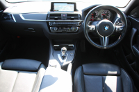 BMW Mシリーズ M2ｸｰﾍﾟMDCT 1ｵｰﾅ 後期ﾓﾃﾞﾙ 370馬力 直6ﾀｰﾎﾞﾋｰﾀｰ黒革 LEDﾍｯﾄﾞﾗｲﾄ LEDﾃｰﾙ ﾊｰﾏﾝｶｰﾄﾞﾝ ﾀｯﾁ画面HDDﾅﾋﾞBｶﾒﾗ 専用19AW 専用ﾌﾞﾚｰｷ 衝突軽減ﾌﾞﾚｰｷ 車線逸脱警告 歩行者警告 ﾌﾞﾚｰｷ付ｸﾙｺﾝ ｽﾏｰﾄｷｰ ﾊﾟﾄﾞﾙｼﾌﾄ 2年保証