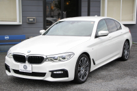 BMW 5シリーズ 523d Mｽﾎﾟｰﾂ ﾊｲﾗｲﾝ 変更後ﾓﾃﾞﾙ 1ｵｰﾅ 新液晶ﾒｰﾀｰ 燃費21.5km/L 全席ﾋｰﾀｰ黒革 HUD LEDﾍｯﾄﾞﾗｲﾄ 追従ACC ｽﾃｱﾘﾝｸﾞｻﾎﾟｰﾄ ｵｰﾄﾊｲﾋﾞｰﾑ ﾀｯﾁ画面HDDﾅﾋﾞﾌﾙｾｸﾞTV 360度ｶﾒﾗ 電動ﾄﾗﾝｸ 専用ｴｱﾛ 19AW ﾊﾟﾄﾞﾙｼﾌﾄ ｱﾝﾋﾞｴﾝﾄﾗｲﾄ 2年保証