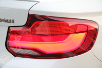 BMW 2シリーズ M240i ｸｰﾍﾟ後期 B58新ｴﾝｼﾞﾝ 直6ﾀｰﾎﾞ340馬力 ﾋｰﾀｰ赤革 追従ACC LEDﾍｯﾄﾞﾗｲﾄ LEDﾃｰﾙ ｱﾀﾞﾌﾟﾃｨﾌﾞMｻｽ 専用ﾌﾞﾚｰｷ ﾀｯﾁ画面HDDﾅﾋﾞPｱｼｽﾄ ﾊﾟﾄﾞﾙｼﾌﾄ 8速AT 衝突軽減ﾌﾞﾚｰｷ 車線逸脱警告 歩行者警告 2