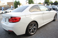 BMW 2シリーズ M240i ｸｰﾍﾟ後期 B58新ｴﾝｼﾞﾝ 直6ﾀｰﾎﾞ340馬力 ﾋｰﾀｰ赤革 追従ACC LEDﾍｯﾄﾞﾗｲﾄ LEDﾃｰﾙ ｱﾀﾞﾌﾟﾃｨﾌﾞMｻｽ 専用ﾌﾞﾚｰｷ ﾀｯﾁ画面HDDﾅﾋﾞPｱｼｽﾄ ﾊﾟﾄﾞﾙｼﾌﾄ 8速AT 衝突軽減ﾌﾞﾚｰｷ 車線逸脱警告 歩行者警告 2