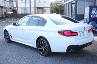 BMW 5シリーズ 523d Xdrive Mｽﾎﾟｰﾂ 後期 4WD ﾋｰﾀｰ黒革 渋滞ﾊﾝｽﾞｵﾌ LEDﾍｯﾄﾞﾗｲﾄ ｵｰﾄﾊｲﾋﾞｰﾑ 360度ｶﾒﾗ BMWﾗｲﾌﾞｺｯｸﾋﾟｯﾄ ｱﾀﾞﾌﾟﾃｨﾌﾞｻｽ ﾀｯﾁ画面HDDﾅﾋﾞTV ｱｯﾌﾟﾙｶｰﾌﾟﾚｲ 追従ACC HUD 電動ﾄﾗﾝｸ 2年保証