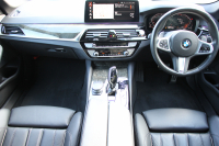 BMW 5シリーズ 523d Xdrive Mｽﾎﾟｰﾂ 後期 4WD ﾋｰﾀｰ黒革 渋滞ﾊﾝｽﾞｵﾌ LEDﾍｯﾄﾞﾗｲﾄ ｵｰﾄﾊｲﾋﾞｰﾑ 360度ｶﾒﾗ BMWﾗｲﾌﾞｺｯｸﾋﾟｯﾄ ｱﾀﾞﾌﾟﾃｨﾌﾞｻｽ ﾀｯﾁ画面HDDﾅﾋﾞTV ｱｯﾌﾟﾙｶｰﾌﾟﾚｲ 追従ACC HUD 電動ﾄﾗﾝｸ 2年保証