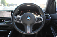 BMW 3シリーズ 330i Mｽﾎﾟｰﾂ ﾊｲﾗｲﾝ ｺﾝﾌｫｰﾄP 高出力 258馬力 ﾋｰﾀｰ黒革 追従ACC 360度ｶﾒﾗ Pｱｼｽﾄﾌﾟﾗｽ ｵﾌﾟｼｮﾝ19AW LEDﾍｯﾄﾞﾗｲﾄ ｵｰﾄﾊｲﾋﾞｰﾑ Mｽﾎﾟｰﾂﾌﾞﾚｰｷ ﾀｯﾁ画面HDDﾅﾋﾞｱｯﾌﾟﾙｶｰﾌﾟﾚｲ Hifiｽﾋﾟｰｶｰ 電動ﾄﾗﾝｸ ｱﾝﾋﾞｴﾝﾄﾗｲﾄ 2年保証