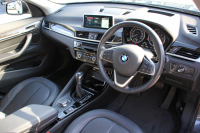 BMW X1 Xdrive18d Xﾗｲﾝ ﾊｲﾗｲﾝ ｱﾄﾞﾊﾞﾝｽﾄﾞｱｸﾃｨﾌﾞｾｰﾌﾃｨP ｺﾝﾌｫｰﾄP 追従ACC HUD ﾋｰﾀｰ黒革 電動ｼｰﾄ LEDﾍｯﾄﾞﾗｲﾄ ﾀｯﾁ画面対応HDDﾅﾋﾞBluetooth接続 Bｶﾒﾗ 電動ﾄﾗﾝｸ 衝突軽減ﾌﾞﾚｰｷ 車線逸脱警告 歩行者警告 Pｱｼｽﾄ 2年保証