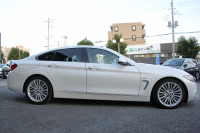BMW 4シリーズ 420i ｸﾞﾗﾝｸｰﾍﾟﾗｸﾞｼﾞｭｱﾘｰ 後期 真珠色 ﾋｰﾀｰ付ﾍﾞｰｼﾞｭﾚｻﾞｰ 液晶ﾒｰﾀｰ LEDﾍｯﾄﾞﾗｲﾄ&ﾃｰﾙ 追従ACC ﾚｰﾝﾁｪﾝｼﾞ警告 HDDﾅﾋﾞ ﾌﾙｾｸﾞTV  ﾊﾞｯｸｶﾒﾗ 電動ﾄﾗﾝｸ ｽﾏｰﾄｷｰ 2年保証