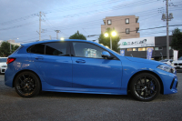 BMW 1シリーズ 118d Mｽﾎﾟｰﾂ MｽﾎﾟｰﾂﾌﾟﾗｽP ｺﾝﾌｫｰﾄP 1ｵｰﾅ Mｽﾎﾟｰﾂｼｰﾄ Mｼｰﾄﾍﾞﾙﾄ Mﾘｱｽﾎﾟｲﾗｰ Mｽﾎﾟｰﾂﾌﾞﾚｰｷ 専用18AW 追従ACC ｱｯﾌﾟﾙｶｰﾌﾟﾚｲ idriveﾅﾋﾞｹﾞｰｼｮﾝP BMWﾗｲﾌﾞｺｯｸﾋﾟｯﾄﾞAI音声会話 電動ﾄﾗﾝｸ 後退ｱｼｽﾄ 2年保証