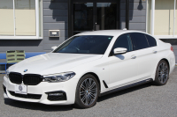 BMW 5シリーズ 523d Mｽﾎﾟｰﾂ ﾊｲﾗｲﾝ ﾃﾞﾋﾞｭｰP 1ｵﾅ 全席ﾋｰﾀｰ黒革 ｿﾌﾄｸﾛｰｽﾞﾄﾞｱ HUD ｼﾞｪｽﾁｬｰC LEDﾍｯﾄﾞﾗｲﾄ ｵｰﾄﾊｲﾋﾞｰﾑ 追従ACC 液晶ﾒｰﾀｰ ﾀｯﾁ画面HDDﾅﾋﾞTV 360度ｶﾒﾗ 電動ﾄﾗﾝｸ 19AW 専用ｴｱﾛ ｽﾏｰﾄｷｰ 2年保証