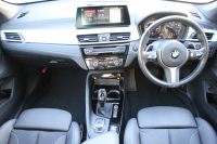 BMW X1 Xdrive18d Mｽﾎﾟｰﾂ 後期 1ｵﾅ 追従ACC LEDﾍｯﾄﾞﾗｲﾄ LEDﾃｰﾙ ﾀｯﾁﾊﾟﾈﾙ対応HDDﾅﾋﾞﾌﾙｾｸﾞTV HDMI入力端子 新ﾒｰﾀｰ Bluetooth接続 Pｱｼｽﾄ 電動ﾄﾗﾝｸ 衝突軽減ﾌﾞﾚｰｷ 車線逸脱警告 歩行者警告 専用ｴｱﾛ 2年保証