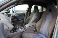 BMW 2シリーズ M235i Xdrive ｸﾞﾗﾝｸｰﾍﾟﾃﾞﾋﾞｭｰP 4WD 306馬力 ｱﾀﾞﾌﾟﾃｨﾌﾞMｻｽ Mｽﾎﾟｰﾂｼｰﾄ Mｼｰﾄﾍﾞﾙﾄ Mｽﾎﾟｰﾂﾌﾞﾚｰｷ 追従ACC 後退ｱｼｽﾄ LEDﾍｯﾄﾞﾗｲﾄ 専用18AW Applecarplay対応 HDDﾅﾋﾞPｱｼｽﾄ BMWﾗｲﾌﾞｺｯｸﾋﾟｯﾄ 2年保証